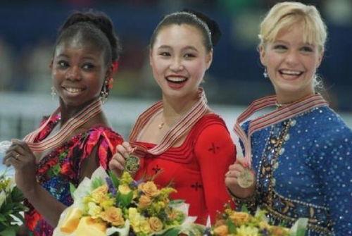 摆烂吃瓜娱乐圈文,吃瓜群众围观明星“躺平”记