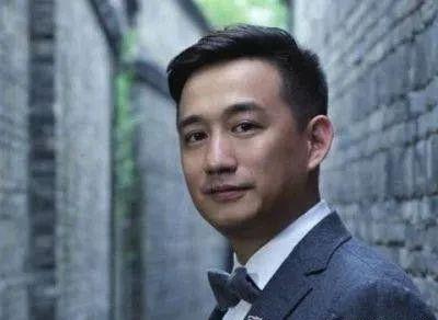 娱乐君吃瓜黄磊,一场吃瓜盛宴背后的故事